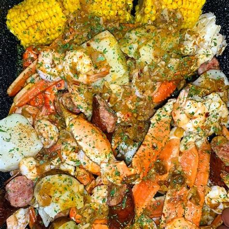 Feb 02, 2018 · gumbo file powder or sliced okra are what i use if the gumbo is too thin for your preference at the final boil. Labor Day Seafood Boil : Seafood boil crab legs food food ...