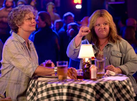Tammy Review Roundup Does Melissa Mccarthy Deliver Again E News