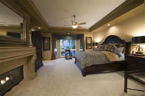 Soft light blue master bedroom with blue pillow touches. 44 Stylish Master Bedrooms with Carpet
