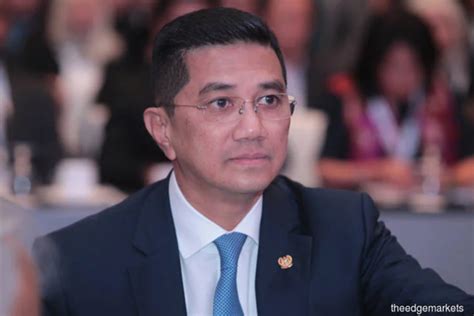 Mohammadin ketapi was speaking at a campaign for the 2020 sabah state election which he allegedly insulted malaysian security forces who fought during the 2013 lahad datu standoff by saying that the. Hina wira negara: Azmin gesa rakyat Sabah tolak Warisan ...