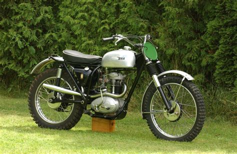 1959 Bsa 250 Bike Restoration Bsa Motorcycle Classic Bikes