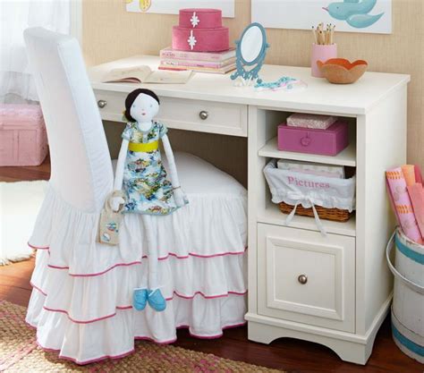 This is why we gathered 55 incredible looking young teenage girl's rooms that are just like the teenage is growing up, his room should also reflect his changing demands and needs. Cute desk & chair for girls room! Pottery Barn Kids ...
