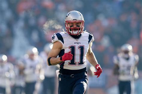 Net worth($ 8 million), income, salary($2,200,000) Julian Edelman zöld utat kapott az orvosoktól - NFL HUNGARY