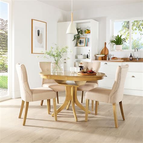Hudson Round Extending Dining Table And 6 Bewley Chairs Natural Oak