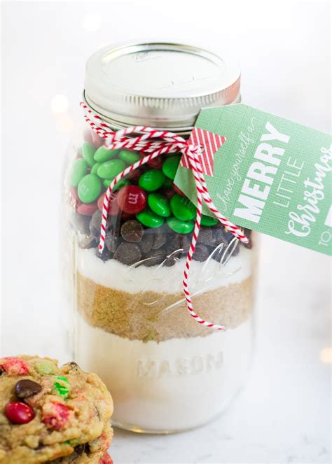 Layered Cookie Mix In A Jar Recipe That Makes The Perfect Homemade Christmas Ts Kroger