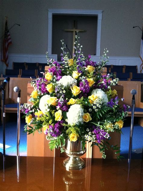 The advantage to using silk flowers in your sanctuary is there is no watering, you only have to enjoy. 1000+ images about Church Flowers on Pinterest | Altar ...