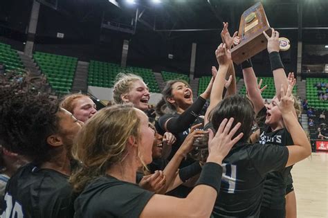 Class 4a Volleyball Montgomery Catholic Wins First State Title Over