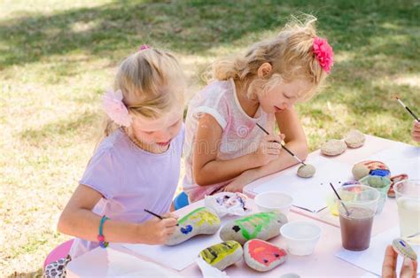 Kids Doing Creative Things Stock Photo Image Of Adorable 118730916