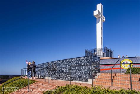 Mt Soledad Veterans Memorial In La Jolla Socal Landmarks