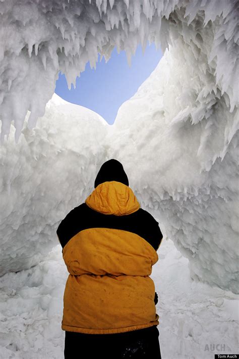 Once In A Lifetime Ice Caves Form On Lake Michigan Shore Huffpost