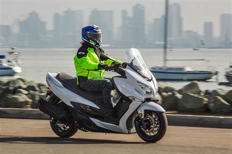 The suzuki burgman 400 2021 price in the malaysia starts from rm 45,005. 2018 Suzuki Burgman 400 ABS Review | 14 Fast Facts