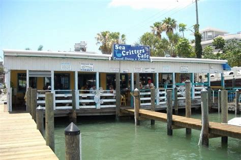 Located in stunning clearwater beach, florida, our resort hotel boasts 390 rooms and suites, each with their own private balcony or patio. Sea Critters Cafe: St. Petersburg / Clearwater Restaurants ...