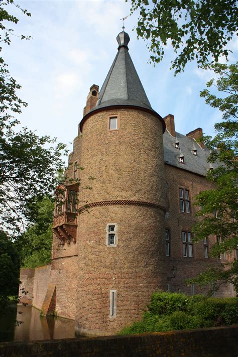 Modernster, gehobener standard mit familiärer atmosphäre. Liste der Bodendenkmäler in Erftstadt
