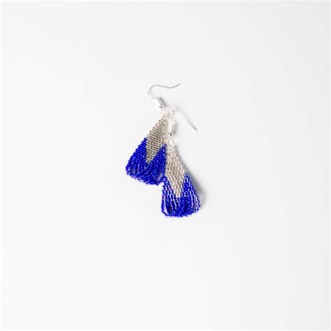 karen white seed bead dangle earrings