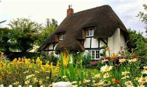 Fantastic Quaint Cottage That Make You Swoon Jhmrad