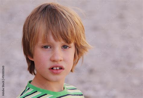 Outdoor Portrait Of 6 Years Old Boy Stock Foto Adobe Stock