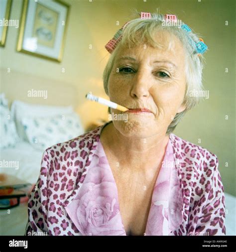 Woman Cigarette Bed Hi Res Stock Photography And Images Alamy