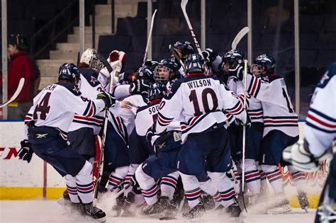 Ncaa Hockey Tournament Robert Morris To Face Top Seeded Minnesota In