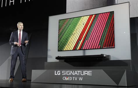 Choose from a curated selection of oled wallpapers for your mobile and desktop screens. thatgeekdad: LG's new 65" 4K OLED W Signature TV is ...