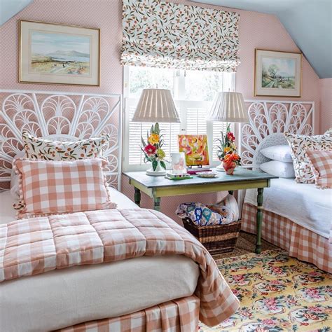 Cottage Core Plaid Bedroom Inspiration From Decoratorsbest Bedroom