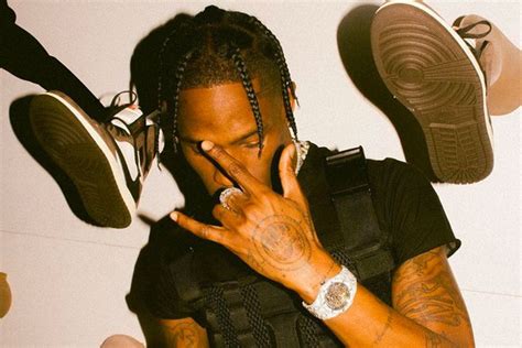 Travis Scotts Franchise Debuts At No 1 On The Billboard Hot 100