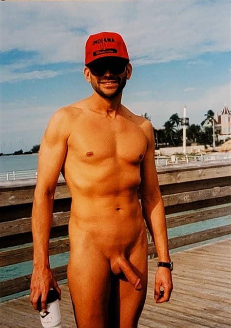Naked At Southernmost Bouy In Key West 4 Pics XHamster