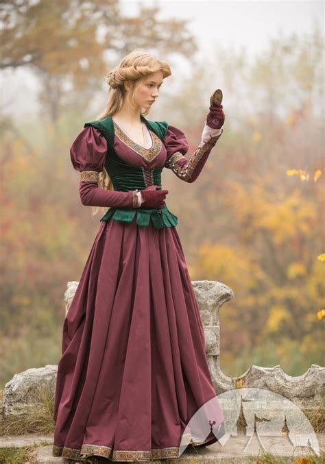 Cosplaydiy Custom Made Medieval Princess Cosplay Costume Renaissance Women Dress With Velvet