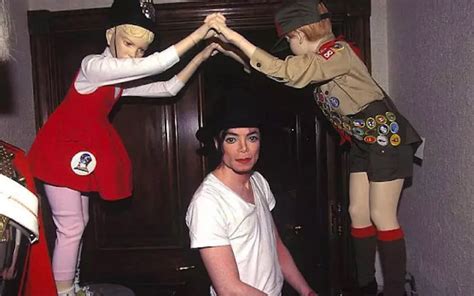 Las Extrañas Cosas Que Se Encontraron En Neverland El Hogar De Michael Jackson Mentes Curiosas