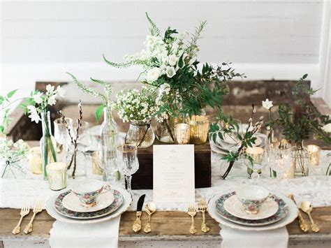 Elegant Winter Wedding Inspiration In Green White And Gold Wedding
