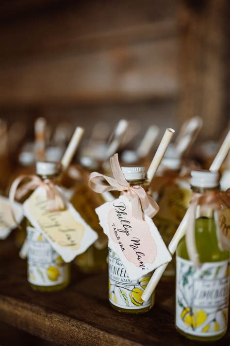 15 Wedding Favors That Are Actually Memorable