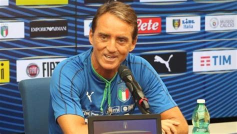 Check out featured articles and pictures of roberto mancini. Roberto Mancini, il ct spiega l'esclusione di Zaniolo e Kean