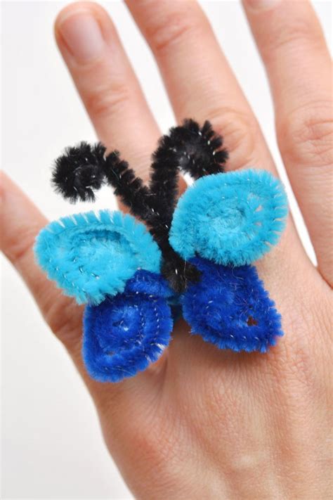 How To Make Pipe Cleaner Butterfly Rings