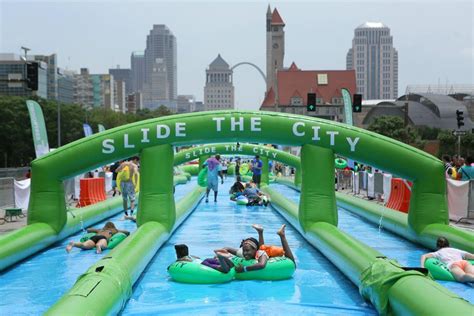 Make A Big Splash At These St Louis Pools And Water Parks Summer Fun In St Louis
