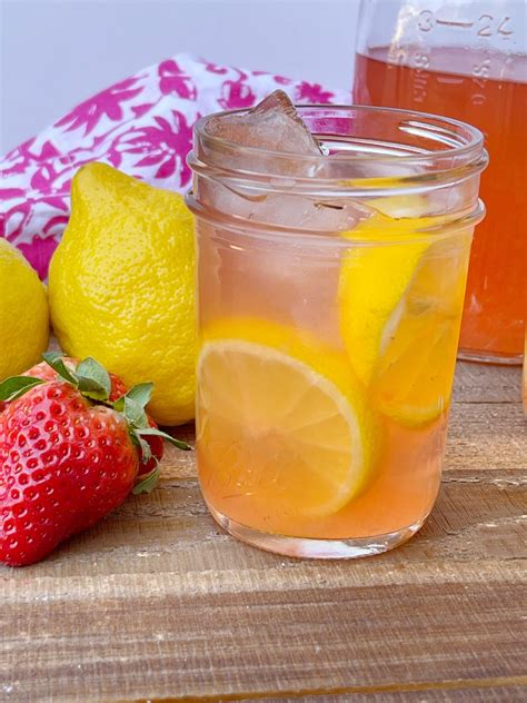 Easy Strawberry Lemonade Moonshine Recipe With Everclear Artofit