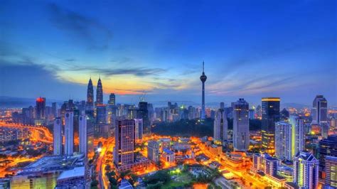 Find tickets for the best tourist attractions for the escape the heat of kuala lumpur and discover genting highlands. Kuala Lumpur Attractions - What to See in Kuala Lumpur