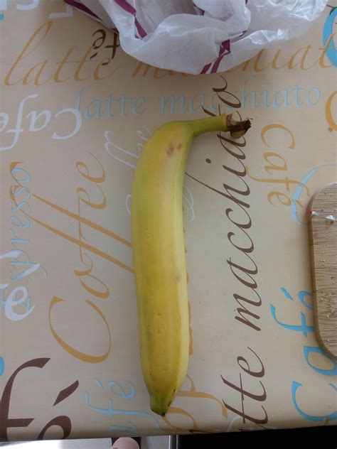 This Straight Banana Rmildlyinteresting