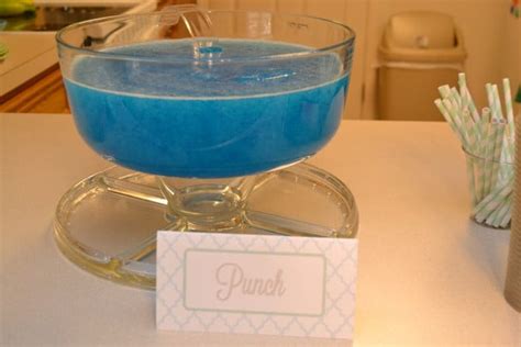 Hgtv's genevieve gorder takes inspiration from a classic red, white and blue ice pop for more follow the hashtag blue punch baby shower. Great Recipes For Baby Shower Drinks : Blue Punch | FREE ...