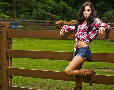 Cowgirl Fences Style Cowgirls Trees Western Female Rodeo Hot Beautiful Country Actors