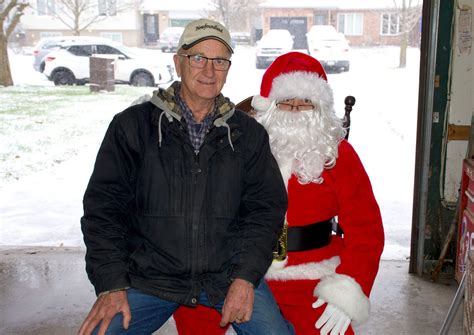 Mount Forest resident bids final farewell to community with Christmas