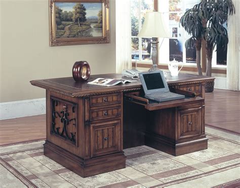 Barcelona recibió en verano a 1,9 millones de turistas, casi el doble que en 2020. Barcelona Double Pedestal Executive Desk from Parker House ...