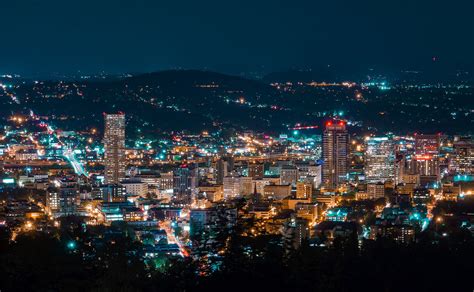 Cryptocurrency machine is installed at us market in salem. Night Cityscape with lights in Portland, Oregon image - Free stock photo - Public Domain photo ...