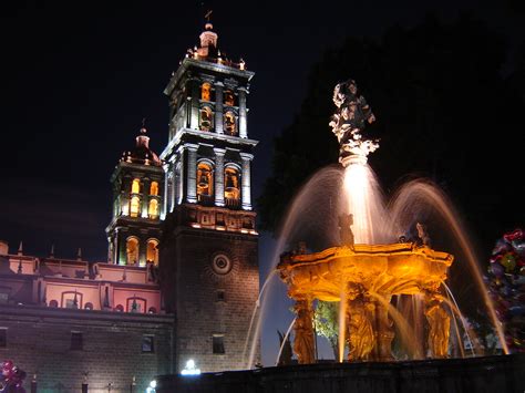 Последние твиты от carlos fuentes (@carlosfuentesof). Catedral de Puebla, México | Fuente de San Miguel y la Cated… | Flickr