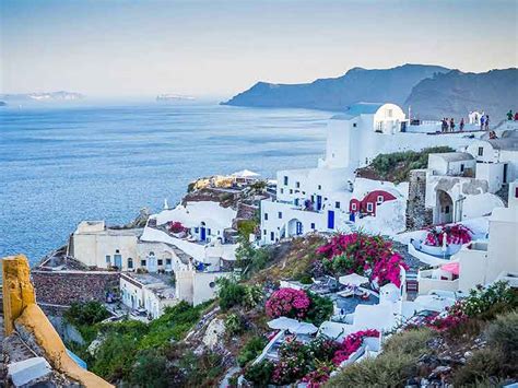 Visit Amazing Greece In This Summer Vacation