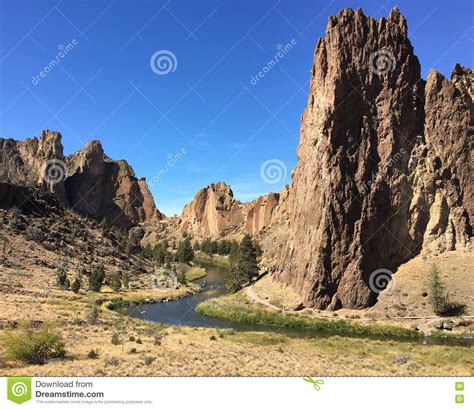 Smith Rock State Park Stock Image Image Of Rock Park 80107373