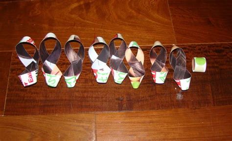 How To Make T Bows From Any Paper T Bows Christmas Bows Ts