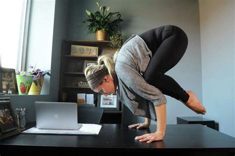 Desk Stretch Easy Yoga Moves For Work