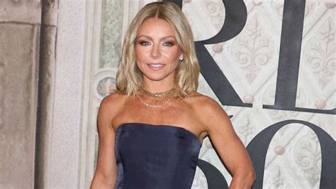 Kelly Ripa Wows In Jaw Dropping One Piece Displaying Her Ultra Toned Physique During Workout