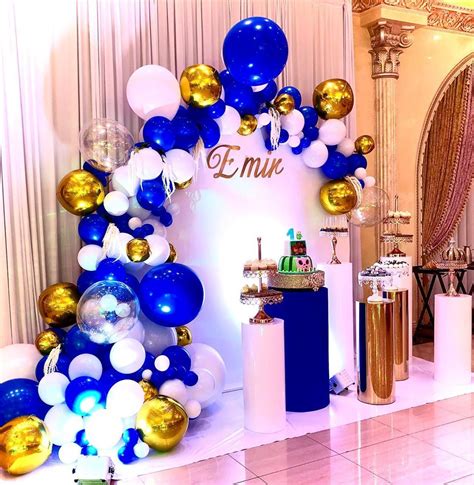 💎 Our White Acrylic Circle Wall With A Royal Blue White And Gold