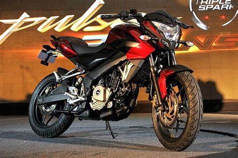 Bajaj pulsar ns200 red (2019) exterior and interior. Can Bajaj Pulsar hit back at rivals? - Rediff.com Get Ahead