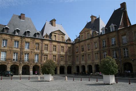Place Ducale in Charleville-Mézières bezoeken?